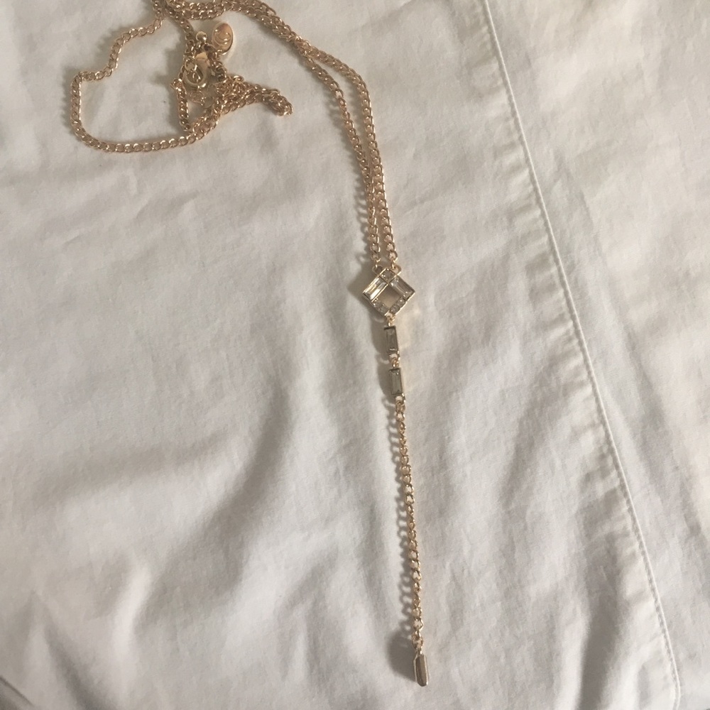 🌻Charming Charlie’s Gold Drip Necklace